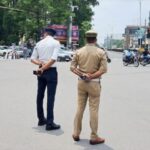 पुलिस ने खुलेआम जाम छलकाने वालों पर शिकंजा कसते हुए 23 लोगों का किया चालान