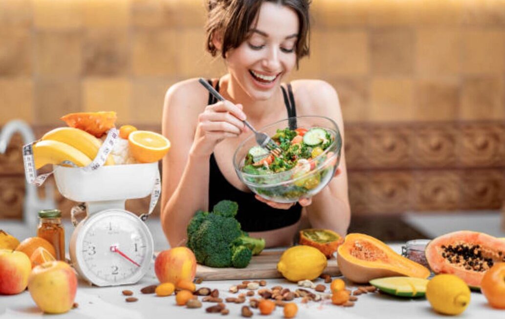 वजन कम करने के लिए खाते हैं ज्यादा फल, तो हो जाएं सावधान, सेहत को हो सकते हैं बड़े नुकसान