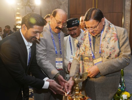 मुख्यमंत्री पुष्कर धामी ने अंतरराष्ट्रीय प्रवासी उत्तराखंडी सम्मेलन में  प्रवासियों से किया प्रदेश के किसी गांव – कस्बे को गोद लेकर विकसित और संरक्षित करने का आह्वान