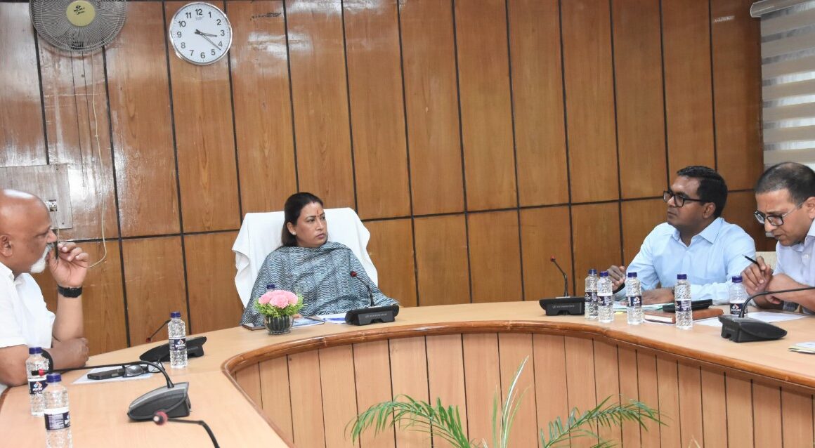 बचपन से योग को बनाएं दिनचर्या का हिस्सा- रेखा आर्या