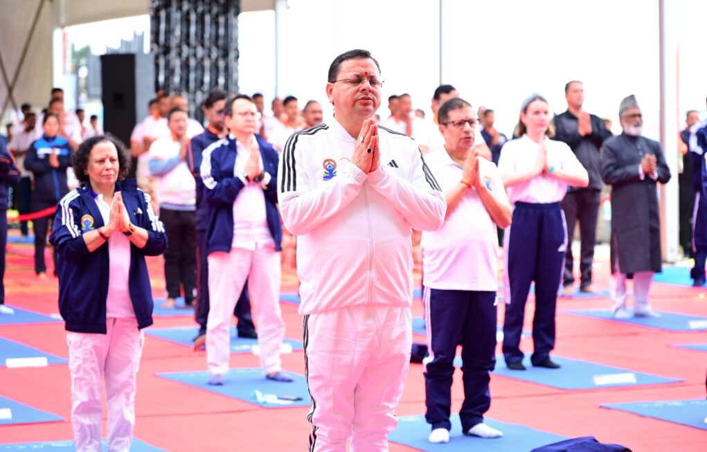 सीएम ने भराड़ीसैंण से दिया “हर घर योग, हर जन निरोग’’ का संदेश