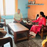 ऋषिकेश की नाबालिग दुष्कर्म पीड़िता व उनके परिजनों से मिली महिला आयोग की अध्यक्ष