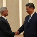 भारत-चीन रिश्तों में नई शुरुआत: विदेश मंत्री डॉ. एस.जयशंकर ने चीनी राष्ट्रपति शी जिनपिंग से की मुलाकात