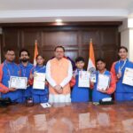 मुख्यमंत्री धामी ने उत्तराखंड के कराटे चैंपियन्स को किया सम्मानित