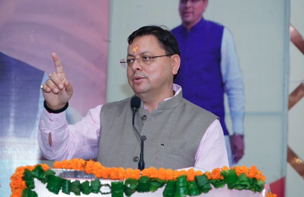 मुख्यमंत्री धामी ने दिलाई शपथ: उत्तराखंड को बनाना है भ्रष्टाचार मुक्त