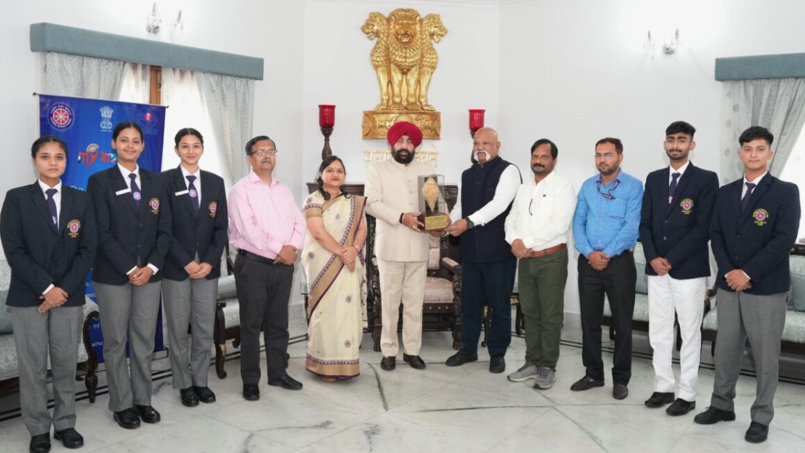 ‘स्वयं से पहले आप’ की भावना ही एनएसएस की आत्मा- राज्यपाल