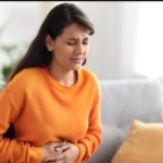 बार-बार होती है एसिडिटी? जानें इसके कारण और कारगर घरेलू इलाज