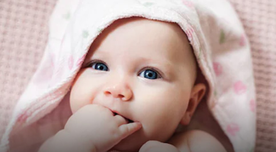 अथर्व से चैताली तक जाने कुछ अनोखे बेबी नेम्स