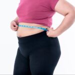 वजन घटाने के लिए बेस्ट योगासन, जिन्हें कर सकते हैं खड़े-खड़े