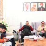 मसूरी विधानसभा क्षेत्र के पुनर्निर्माण कार्यों की समीक्षा, मंत्री गणेश जोशी ने दिए सख्त निर्देश