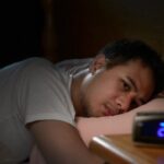 बिगड़ी नींद को ऐसे करें ठीक: जीवनशैली में छोटे बदलाव देंगे बड़ी राहत