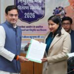 पशुपालन मंत्री सौरभ बहुगुणा ने नव चयनित कार्मिकों को सौंपे नियुक्ति पत्र