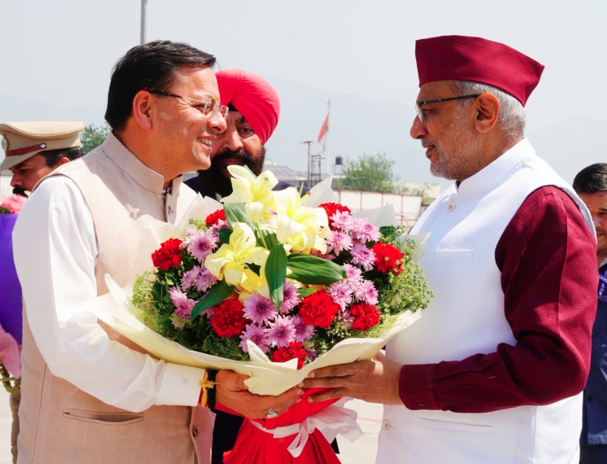 मुख्यमंत्री धामी ने उपराष्ट्रपति सी. पी. राधाकृष्णन का जॉलीग्रांट एयरपोर्ट पर किया स्वागत
