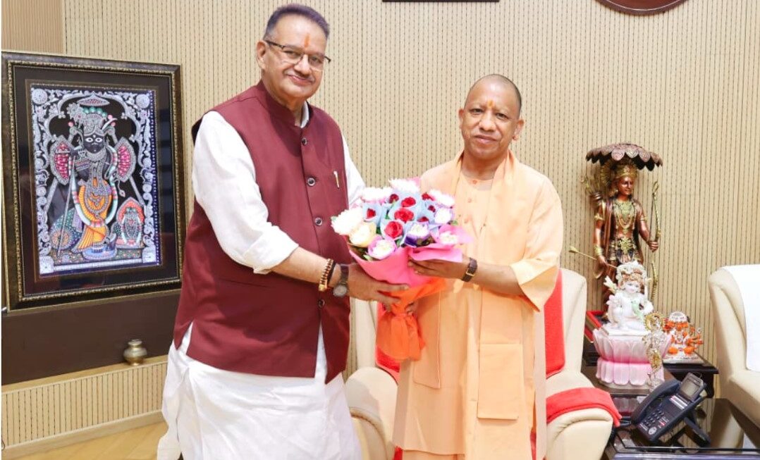 कृषि मंत्री गणेश जोशी ने उत्तर प्रदेश के मुख्यमंत्री योगी आदित्यनाथ से की शिष्टाचार भेंट