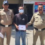 प्रेमनगर क्षेत्र में हुई लूट की घटना में फरार अभियुक्त को दून पुलिस ने किया गिरफ्तार