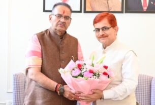 कृषि मंत्री गणेश जोशी से मिले पंतनगर विश्वविद्यालय के नव नियुक्त कुलपति प्रो. शिवेन्द्र कश्यप