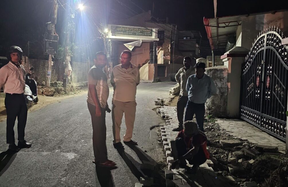 कैबिनेट मंत्री गणेश जोशी ने अनारवाला-मालसी मोटर मार्ग के निर्माण कार्यों का किया स्थलीय निरीक्षण