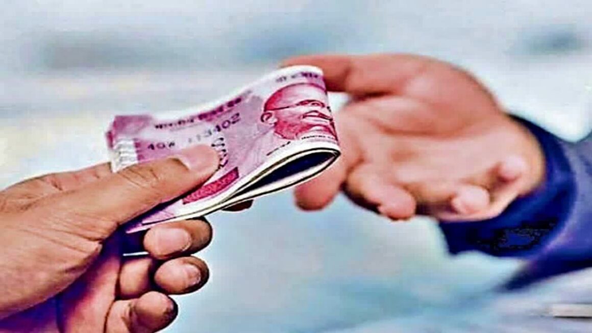 बवानीखेड़ा तहसील में विजिलेंस का छापा, पटवारी और वकील रिश्वत लेते गिरफ्तार