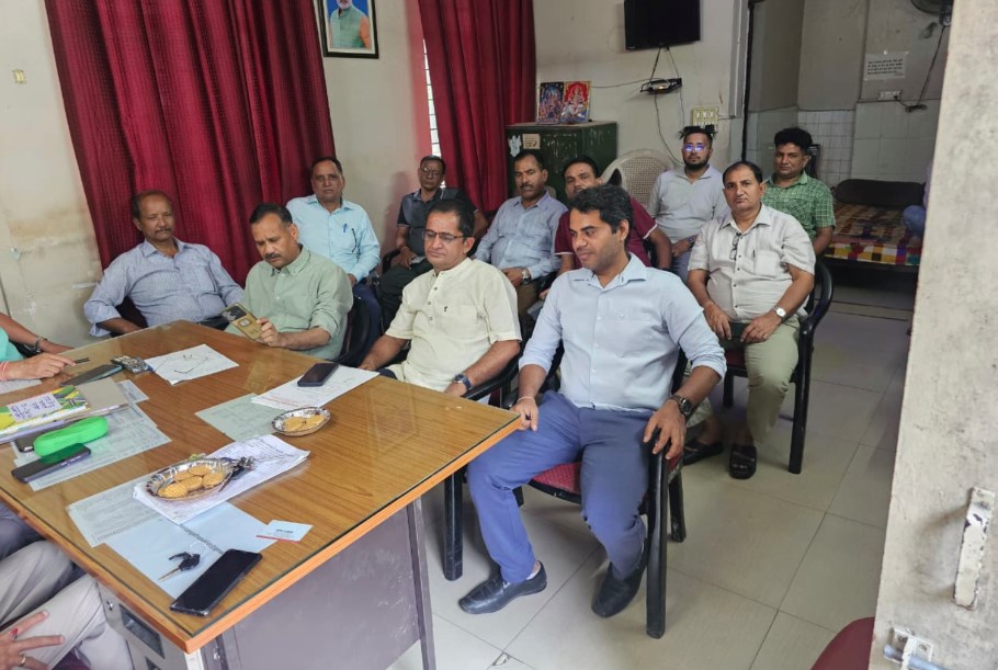 राज्य निगम कर्मचारी महासंघ की बैठक में कर्मचारियों की समस्याओं और मांगों पर हुई व्यापक चर्चा