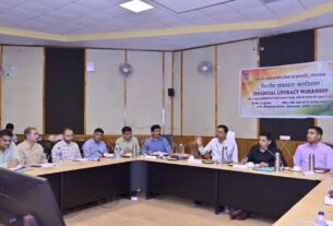 मानसून पूर्व तैयारियों को लेकर प्रभारी सचिव डॉ. पंकज कुमार पांडे ने ली समीक्षा बैठक, आपदा के बाद त्वरित रिस्पांस पर दिया जोर