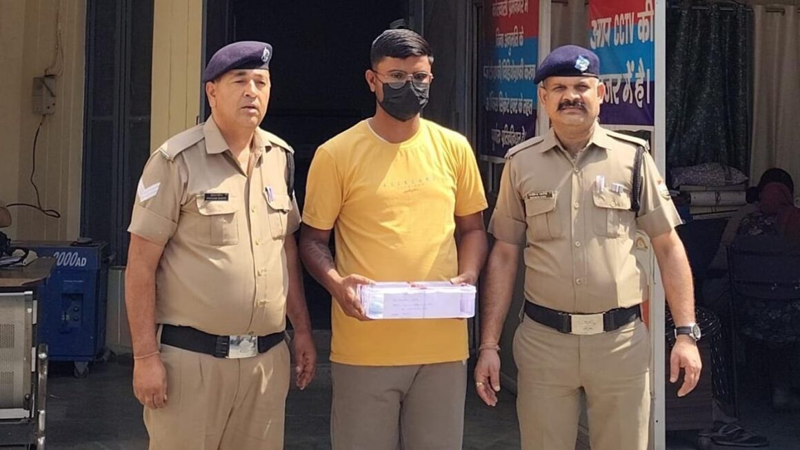 रंगदारी और फायरिंग कांड का खुलासा, आरोपी अमन अवैध तमंचे के साथ गिरफ्तार