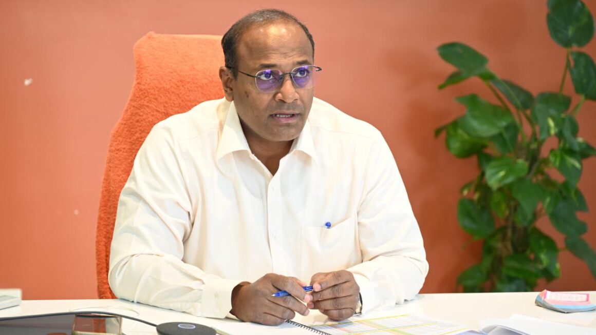घर पर अनुपस्थित मतदाताओं के सत्यापन के लिए BLA को साथ लेकर जाएं BLO: मुख्य निर्वाचन अधिकारी