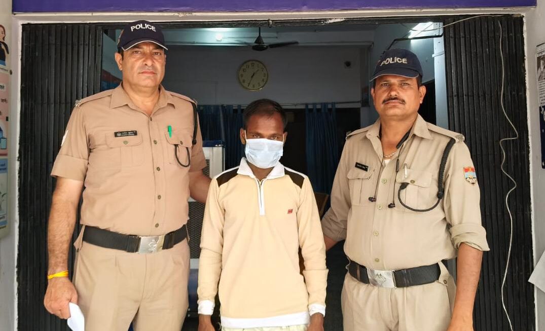 स्मैक तस्करी में युवक गिरफ्तार, 2 लाख रुपये से अधिक की अवैध स्मैक बरामद