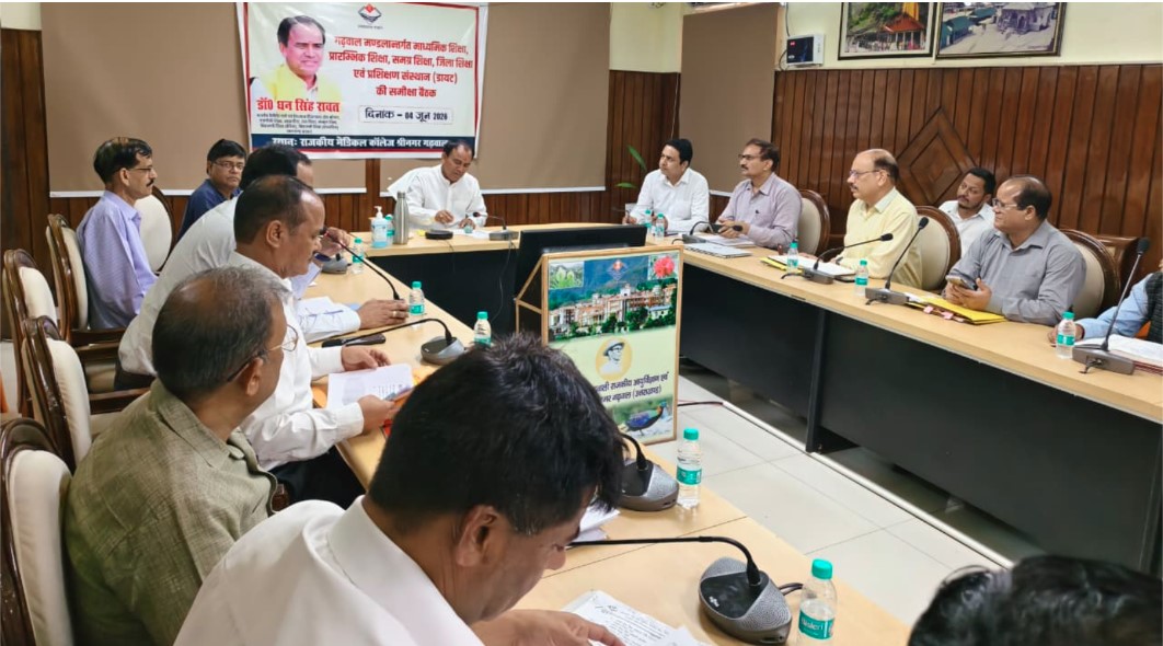 सूबे के स्कूलों में अनिवार्य होगा एनसीसी, एनएसएस व स्काउट- डाॅ. धन सिंह रावत