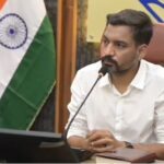 विकास योजनाओं एवं सीएम घोषणाओं की समीक्षा बैठक में डीएम ने दिए कार्यों में तेजी लाने के निर्देश