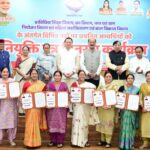 मुख्यमंत्री धामी ने 276 युवाओं को बांटे नियुक्ति पत्र