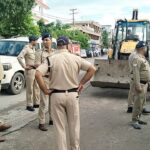 कांवड़ यात्रा 2026: ढालवाला में अवैध अतिक्रमण पर प्रशासन का एक्शन, सड़क किनारे हटाए गए कब्जे
