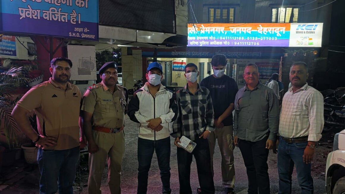 ऑपरेशन प्रहार: प्रेमनगर में जुए के अड्डे पर पुलिस की छापेमारी, 3 जुआरी गिरफ्तार