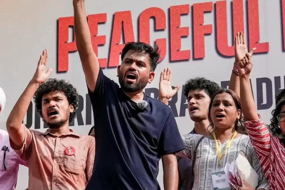 सोनम वांगचुक को अस्पताल ले जाने के बाद आंदोलन तेज, अभिजीत दीपके ने भूख हड़ताल का किया ऐलान