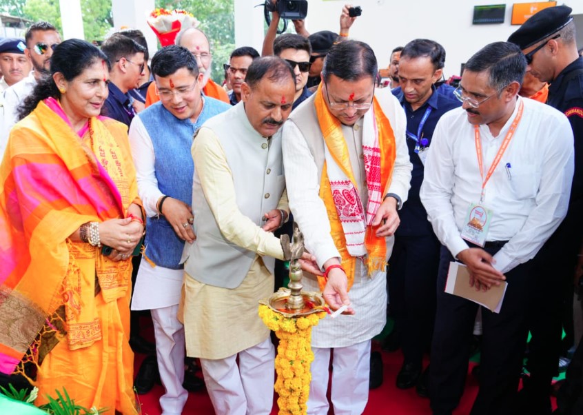 ‘सोमनाथ स्वाभिमान पर्व’ पर हर्रावाला से वेरावल के लिए विशेष रेल यात्रा का शुभारंभ