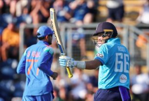 3rd ODI- इंग्लैंड ने भारत को 27 रन से हराकर सीरीज की अपने नाम