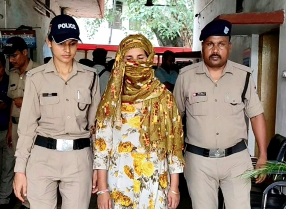 एक वर्ष पूर्व हुई लाखों की चोरी का दून पुलिस ने किया खुलासा, आरोपी महिला गिरफ्तार