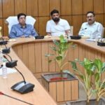 उत्तराखंड में पुरानी बसों को इलेक्ट्रिक बसों में बदलने की तैयारी, परिवहन मंत्री ने की समीक्षा