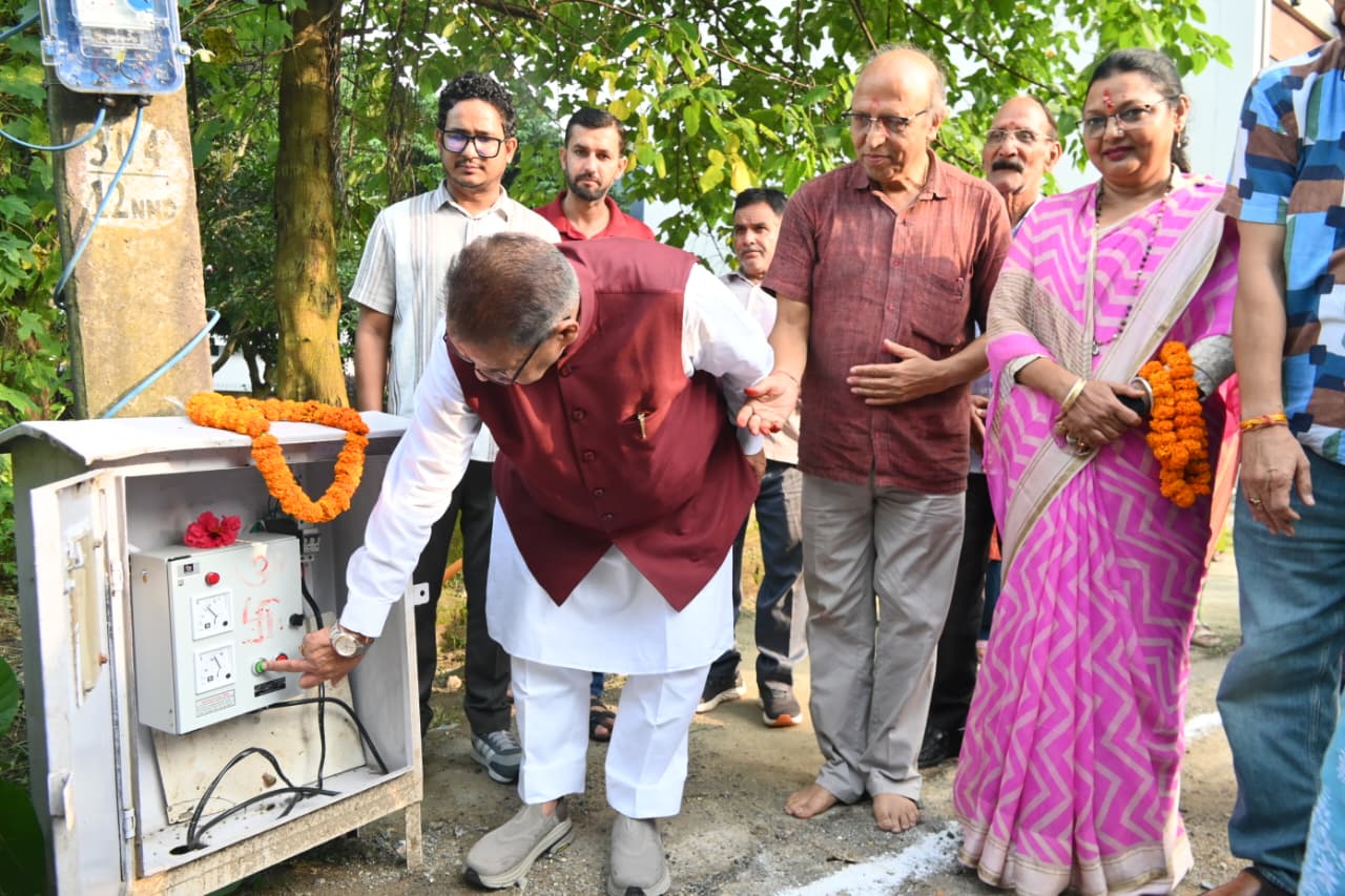 राजेंद्र नगर में नवनिर्मित ट्यूबवेल का कैबिनेट मंत्री गणेश जोशी ने किया शुभारंभ