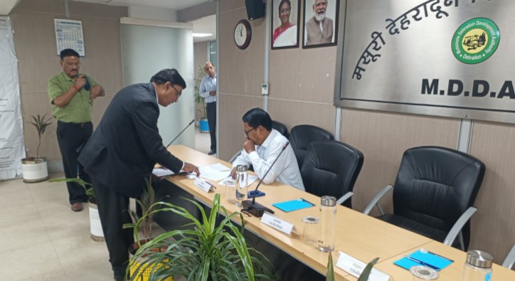 एमडीडीए में आयोजित हुआ ‘समाधान दिवस’, आमजन की शिकायतों के त्वरित निस्तारण के दिए गए निर्देश