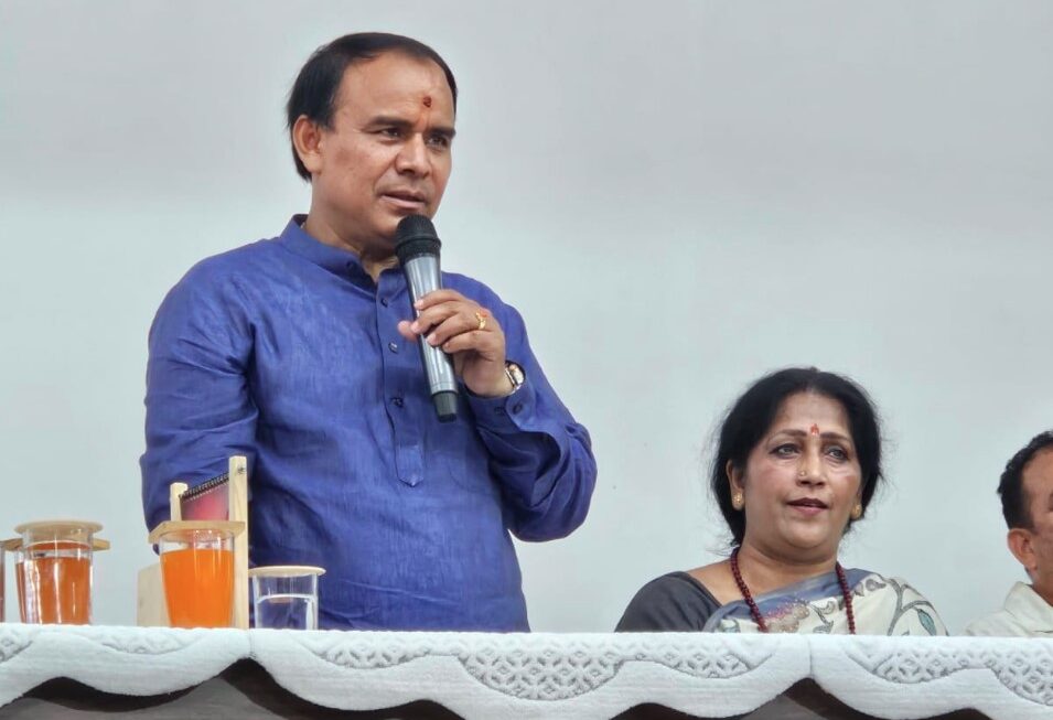 बेटियां उठायेंगी नशे के विरुद्ध मशाल- डाॅ. धन सिंह रावत