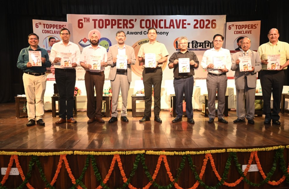 सफलताएं प्राप्त करने से भी कठिन उन सफलताओं के शिखर पर टिके रहना है- डॉ पंकज कुमार पांडेय