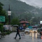 उत्तराखंड में भारी बारिश का अलर्ट, 80 सड़कें बंद; 28 अगस्त तक मौसम खराब रहने के आसार