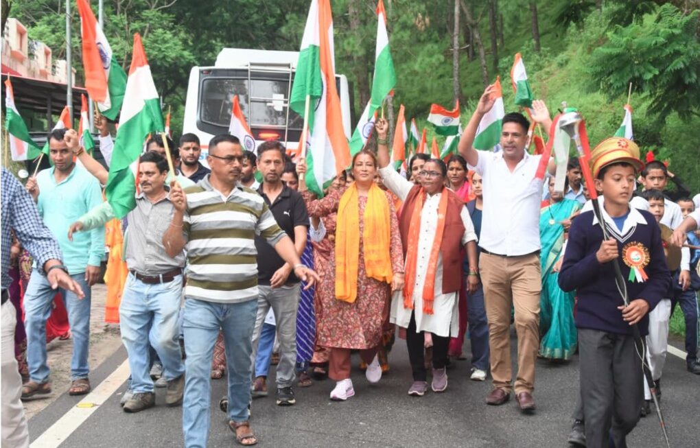 तिरंगा यात्रा में उमड़ा जनसैलाब, हर घर तिरंगा अभियान को मिला व्यापक समर्थन- रेखा आर्या