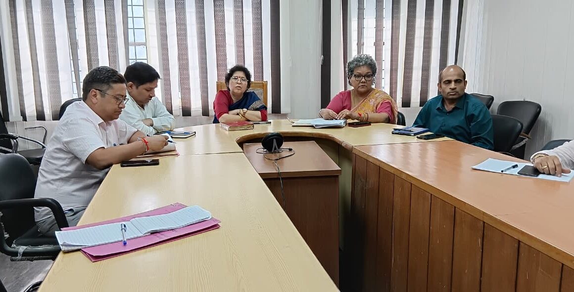 संभावित संक्रामक बीमारियों को लेकर स्वास्थ्य विभाग अलर्ट, जिलों में निगरानी बढ़ाने के निर्देश