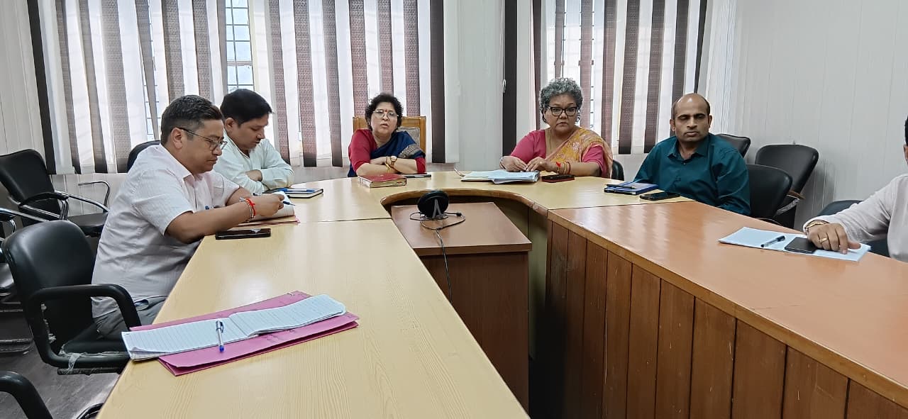 संभावित संक्रामक बीमारियों को लेकर स्वास्थ्य विभाग अलर्ट, जिलों में निगरानी बढ़ाने के निर्देश