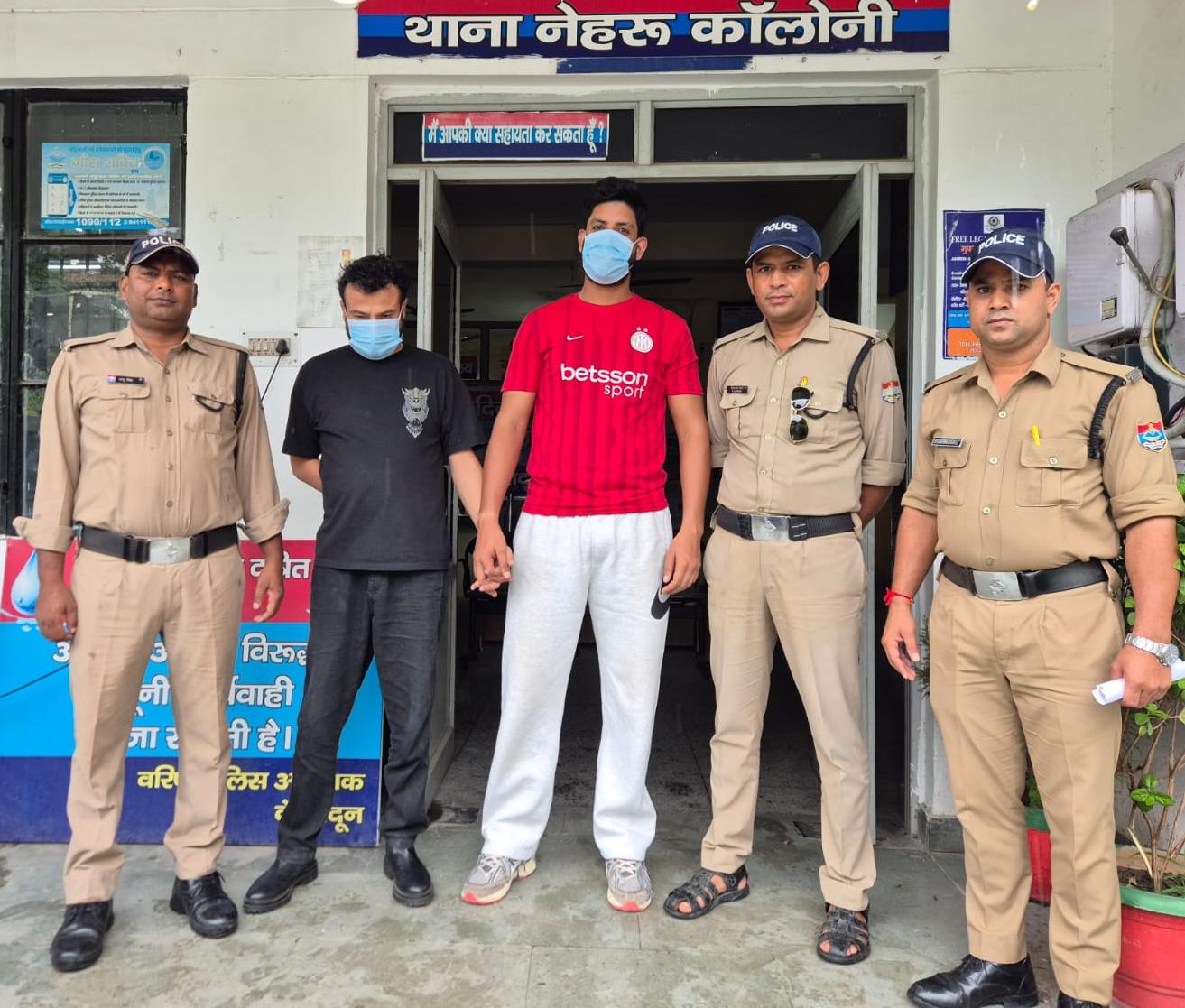 देहरादून में हत्या के प्रयास के दो वांछित आरोपी गिरफ्तार, एक नोएडा से तो दूसरा सुद्धोवाला से पकड़ा