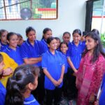 छात्राओं के उत्साह के बीच कस्तूरबा गांधी आवासीय बालिका विद्यालय तिरपालीसैंण पहुंचीं जिलाधिकारी, व्यवस्थाओं का लिया जायजा
