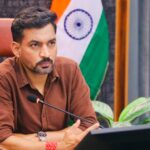 जर्जर भवनों का होगा सर्वे, डीएम ने अधिकारियों को दिए सख्त निर्देश