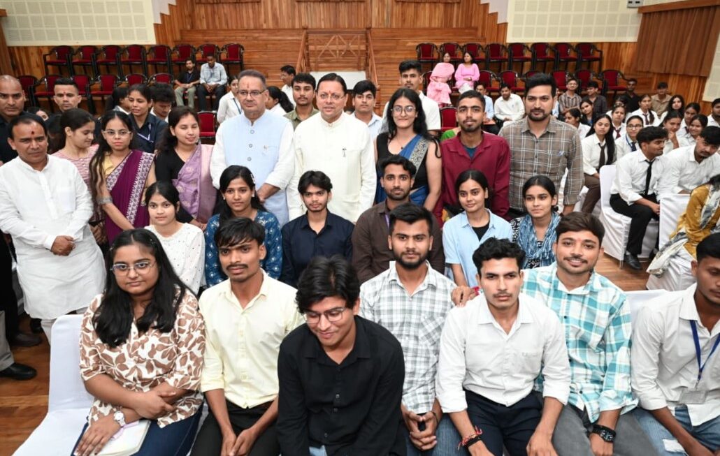संसाधनों और अवसरों की कमी किसी प्रतिभाशाली युवा के सपनों की राह में नहीं बनेगी बाधा- मुख्यमंत्री